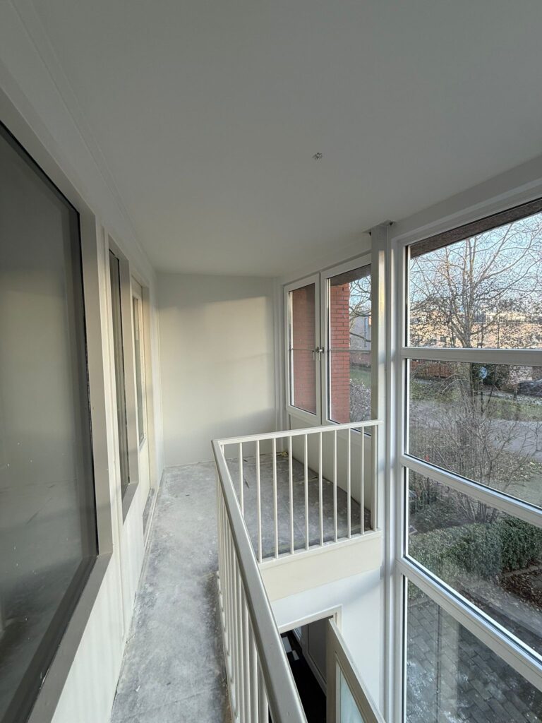 stuqadoor stukadoor utrecht latex spuiten stucwerk